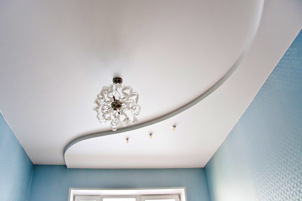 Заказать двухуровневый потолок в г. Бахчисарай